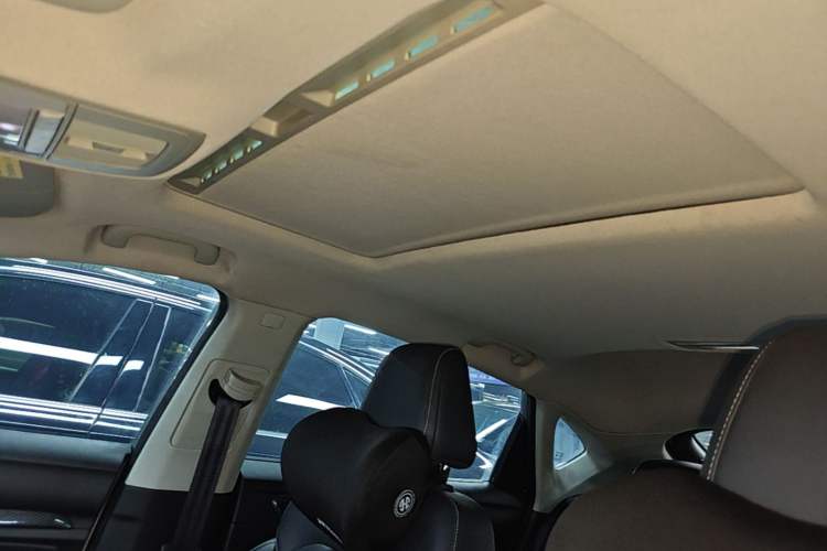 Used MG 6 New Energy 2018 45T E-DRIVE Intelligent Hybrid Premium Internet Edition Headliner
