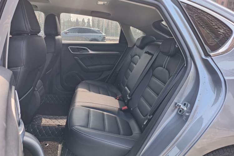 Used MG 6 New Energy 2018 45T E-DRIVE Intelligent Hybrid Premium Internet Edition Interior 5