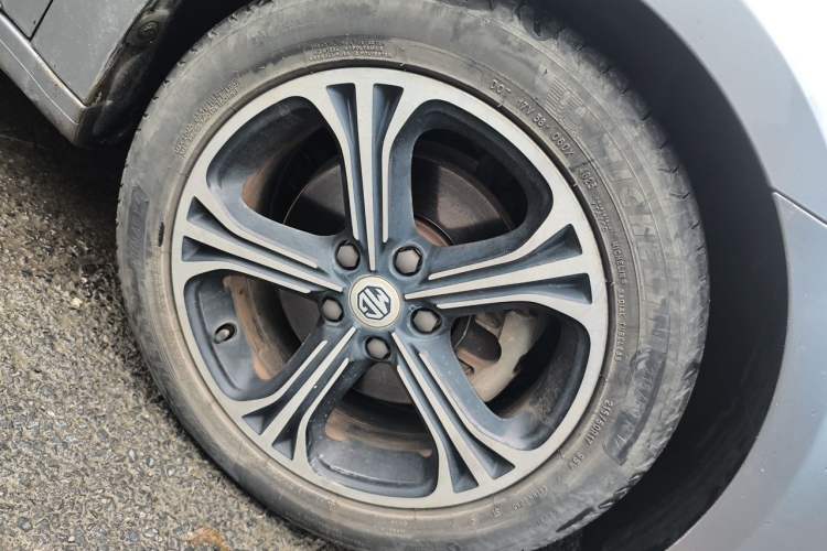 Used MG 6 New Energy 2018 45T E-DRIVE Intelligent Hybrid Premium Internet Edition Right Front Wheel Hub