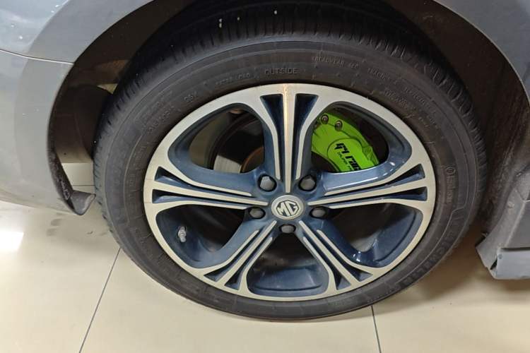 Used MG 6 New Energy 2018 45T E-DRIVE Intelligent Hybrid Premium Internet Edition Right Rear Wheel Hub