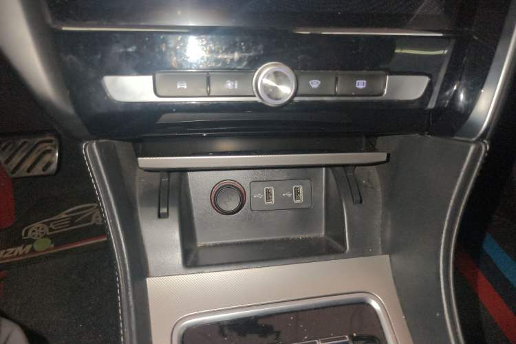 Used MG 6 New Energy 2018 45T E-DRIVE Intelligent Drive Hybrid PILOT Super Internet Edition Audio And AC Panel