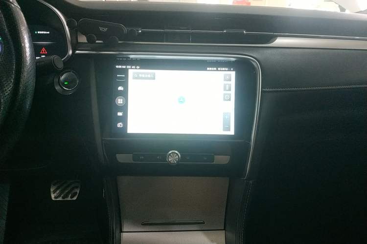Used MG 6 New Energy 2018 45T E-DRIVE Intelligent Hybrid Premium Internet Edition Audio And AC Panel