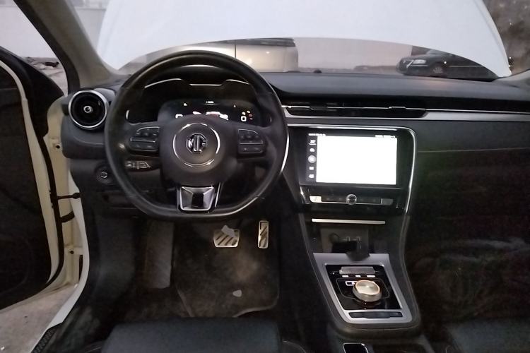 Used MG 6 New Energy 2018 45T E-DRIVE Intelligent Drive Hybrid PILOT Super Internet Edition Center Console
