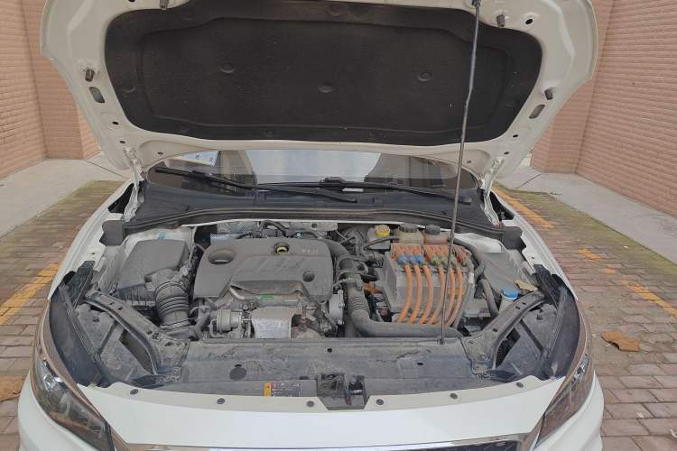 Used MG 6 New Energy 2018 45T E-DRIVE Intelligent Hybrid Premium Internet Edition Engine Bay