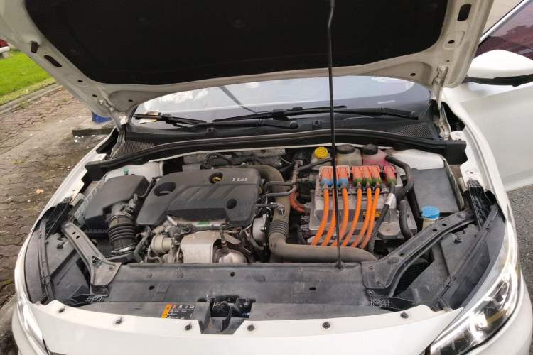 Used MG 6 New Energy 2018 45T E-DRIVE Intelligent Drive Hybrid PILOT Super Internet Edition Engine Bay