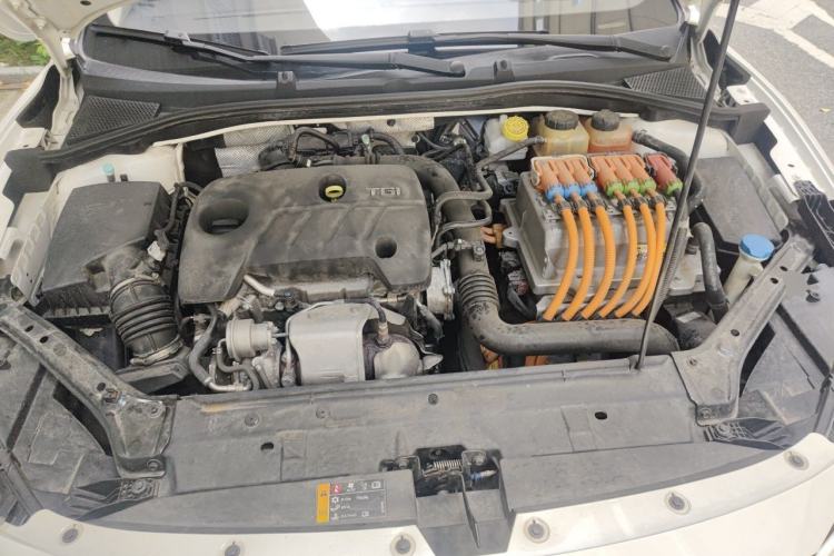 Used MG 6 New Energy 2018 45T E-DRIVE Intelligent Hybrid Premium Internet Edition Engine Bay