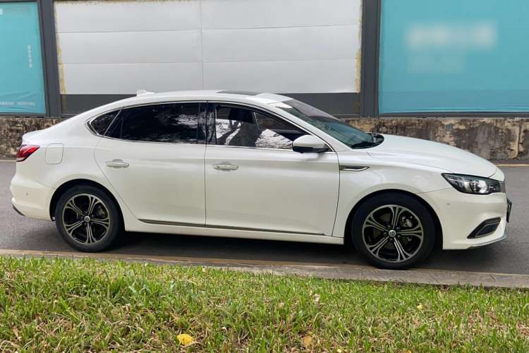 Used MG 6 New Energy 2018 45T E-DRIVE Intelligent Drive Hybrid PILOT Super Internet Edition Exterior 2