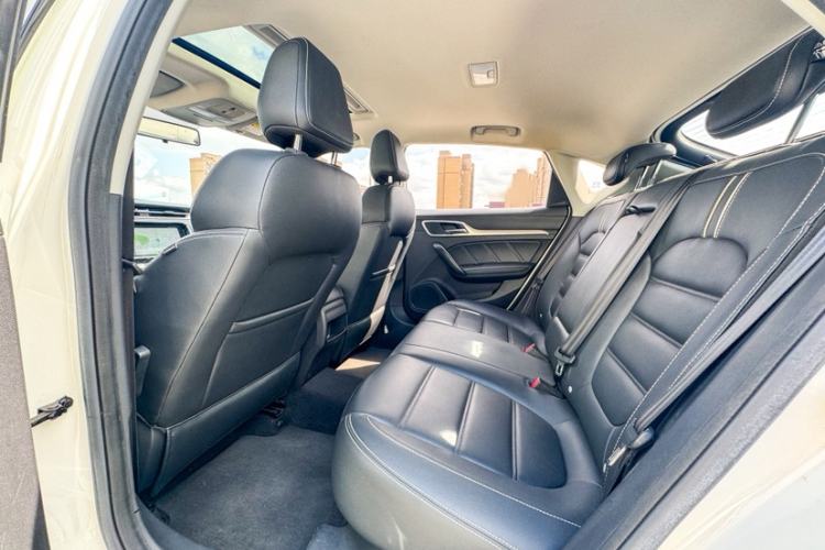 Used MG 6 New Energy 2018 45T E-DRIVE Intelligent Hybrid Premium Internet Edition Exterior 3