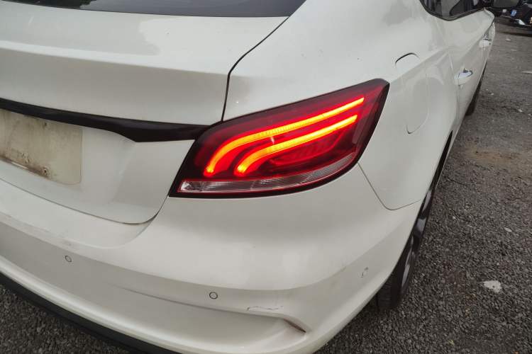 Used MG 6 New Energy 2018 45T E-DRIVE Intelligent Drive Hybrid PILOT Super Internet Edition Exterior 3