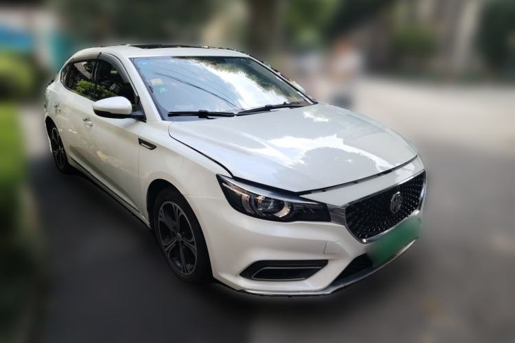 Used MG 6 New Energy 2018 45T E-DRIVE Intelligent Hybrid Premium Internet Edition Front Right 45 Deg