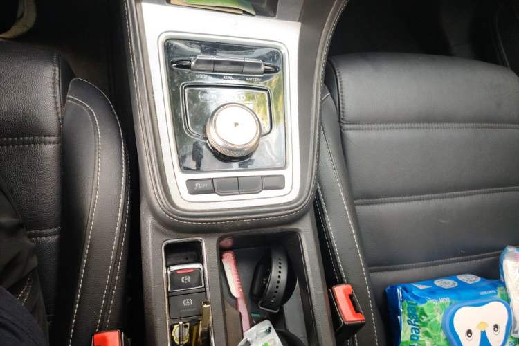 Used MG 6 New Energy 2018 45T E-DRIVE Intelligent Hybrid Premium Internet Edition Gear Lever