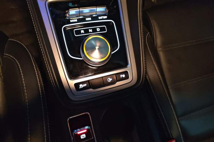 Used MG 6 New Energy 2018 45T E-DRIVE Intelligent Drive Hybrid PILOT Super Internet Edition Gear Lever