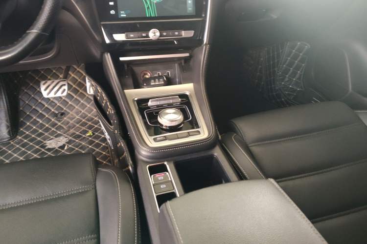 Used MG 6 New Energy 2018 45T E-DRIVE Intelligent Hybrid Premium Internet Edition Gear Lever