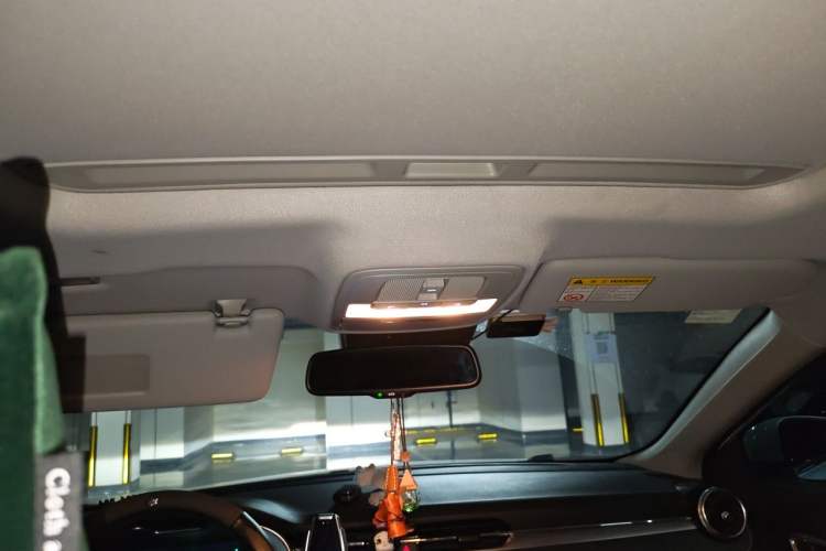Used MG 6 New Energy 2018 45T E-DRIVE Intelligent Drive Hybrid PILOT Super Internet Edition Headliner