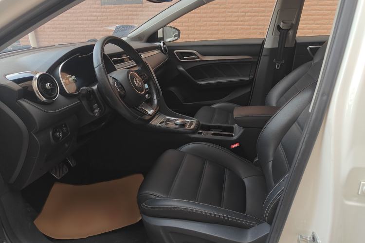 Used MG 6 New Energy 2018 45T E-DRIVE Intelligent Hybrid Premium Internet Edition Interior 1