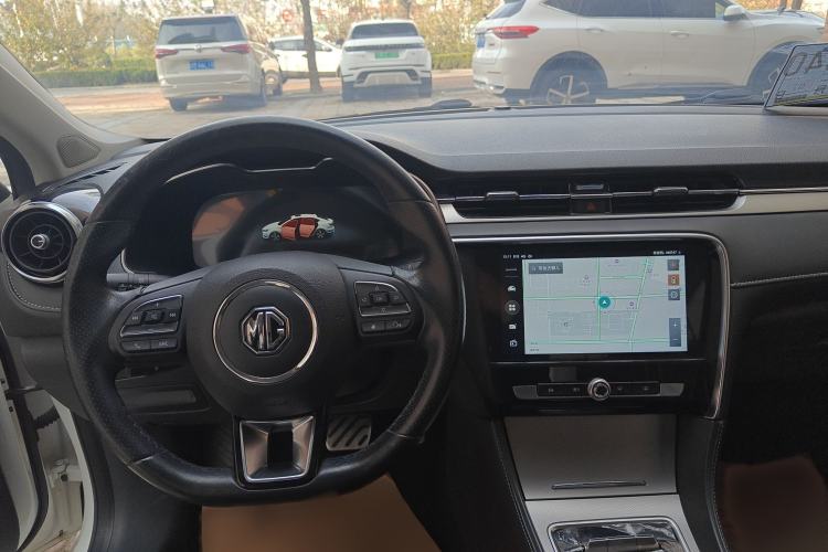 Used MG 6 New Energy 2018 45T E-DRIVE Intelligent Hybrid Premium Internet Edition Interior 3