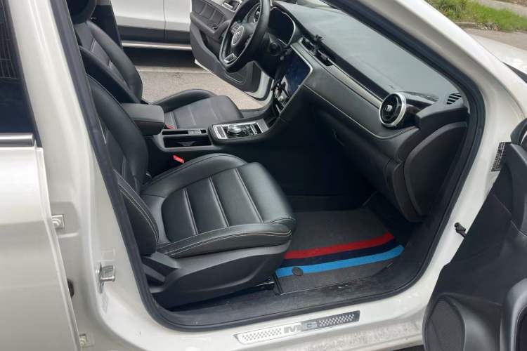 Used MG 6 New Energy 2018 45T E-DRIVE Intelligent Hybrid Premium Internet Edition Interior 4