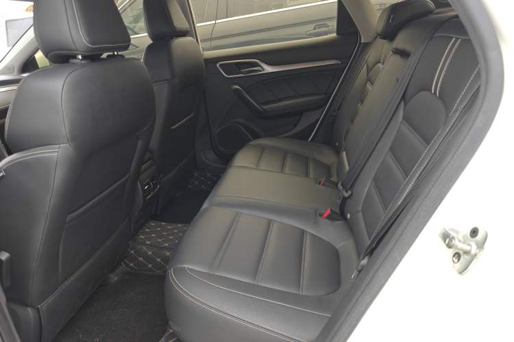Used MG 6 New Energy 2018 45T E-DRIVE Intelligent Drive Hybrid PILOT Super Internet Edition Interior 5