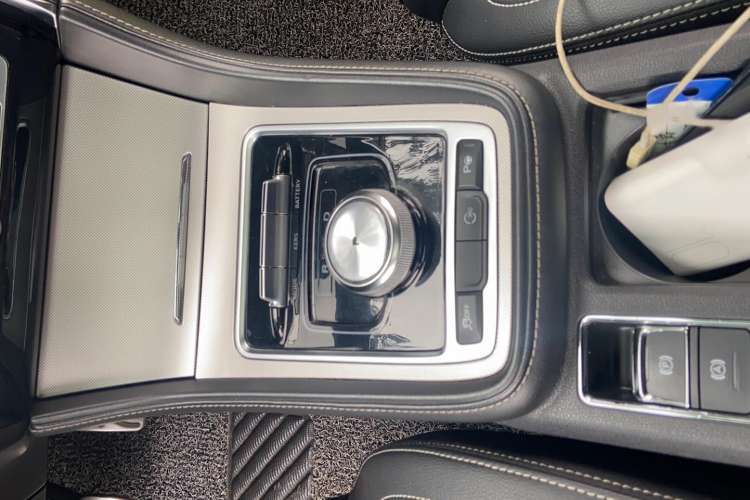 Used MG 6 New Energy 2018 45T E-DRIVE Intelligent Drive Hybrid PILOT Super Internet Edition Interior 5