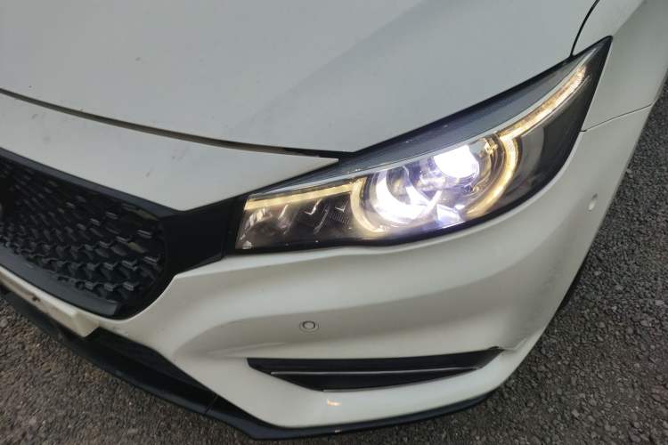 Used MG 6 New Energy 2018 45T E-DRIVE Intelligent Drive Hybrid PILOT Super Internet Edition Left Front Headlight
