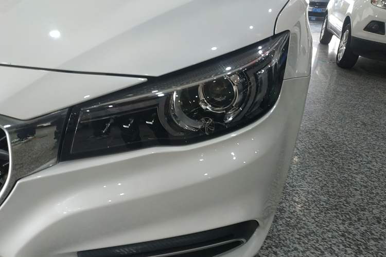 Used MG 6 New Energy 2018 45T E-DRIVE Intelligent Hybrid Premium Internet Edition Left Front Headlight