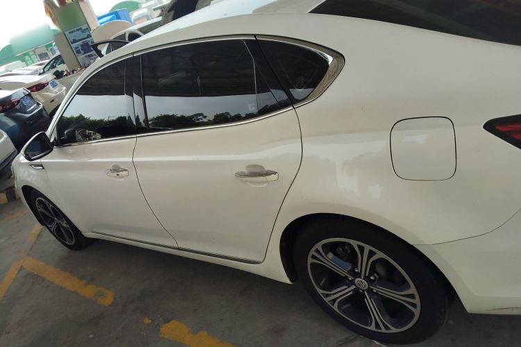 Used MG 6 New Energy 2018 45T E-DRIVE Intelligent Hybrid Premium Internet Edition Left Side