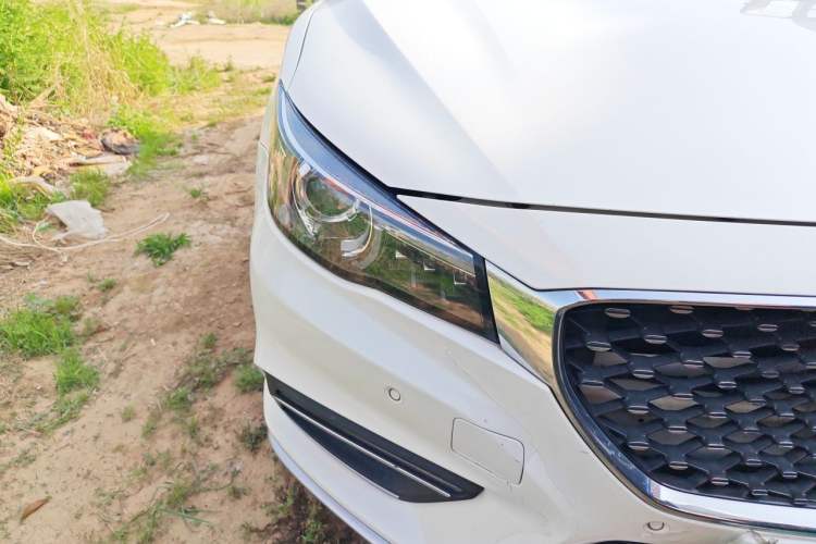 Used MG 6 New Energy 2018 45T E-DRIVE Intelligent Drive Hybrid PILOT Super Internet Edition Right Front Headlight