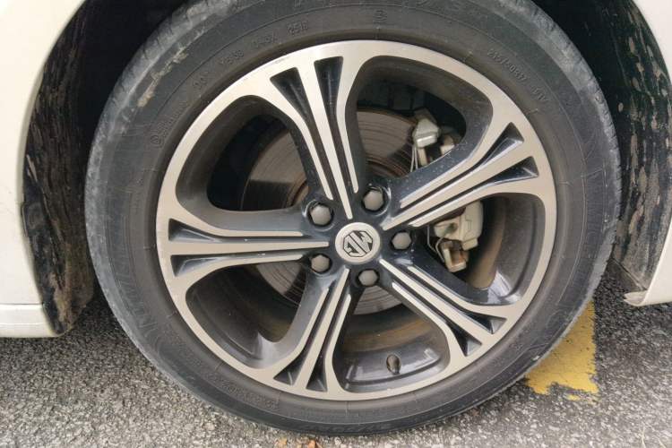 Used MG 6 New Energy 2018 45T E-DRIVE Intelligent Drive Hybrid PILOT Super Internet Edition Right Front Wheel Hub