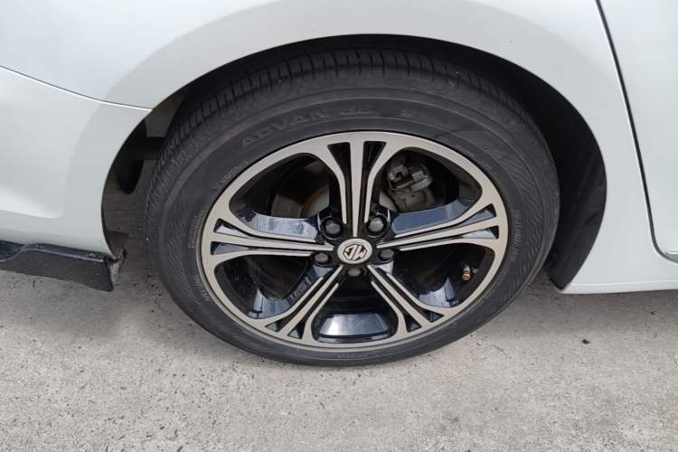 Used MG 6 New Energy 2018 45T E-DRIVE Intelligent Hybrid Premium Internet Edition Right Rear Wheel Hub