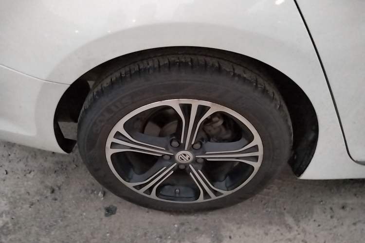 Used MG 6 New Energy 2018 45T E-DRIVE Intelligent Drive Hybrid PILOT Super Internet Edition Right Rear Wheel Hub
