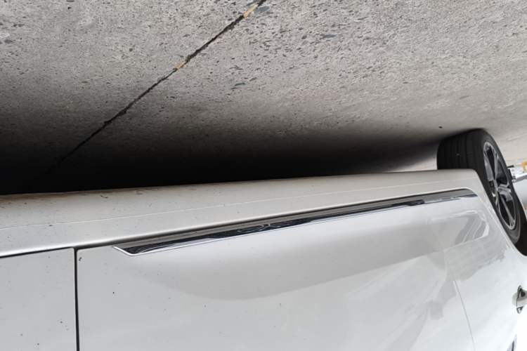 Used MG 6 New Energy 2018 45T E-DRIVE Intelligent Hybrid Premium Internet Edition Right Side Sill