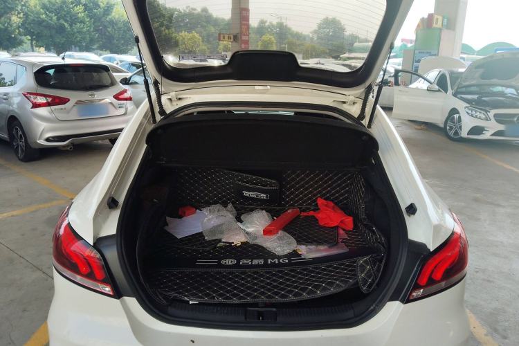 Used MG 6 New Energy 2018 45T E-DRIVE Intelligent Hybrid Premium Internet Edition Trunk