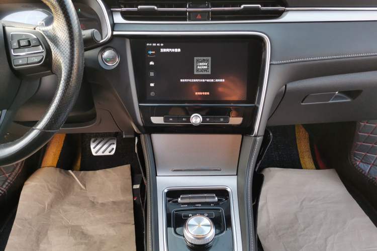 Used MG 6 New Energy 2019 50T Pro Audio And AC Panel