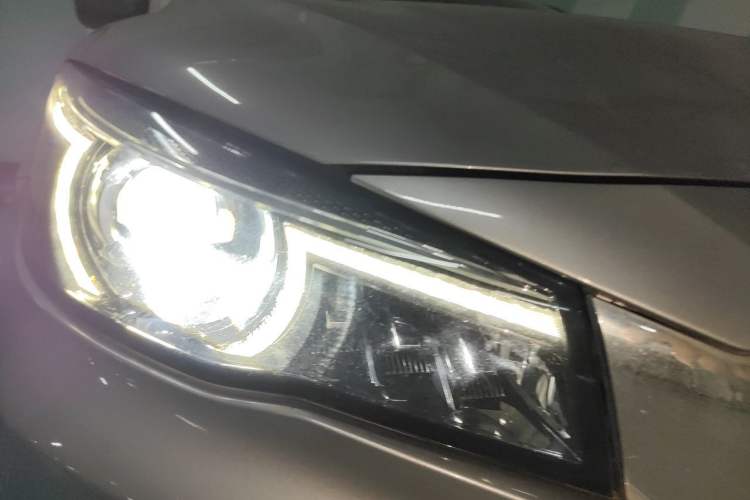 Used MG 6 New Energy 2019 50T Pro Right Front Headlight