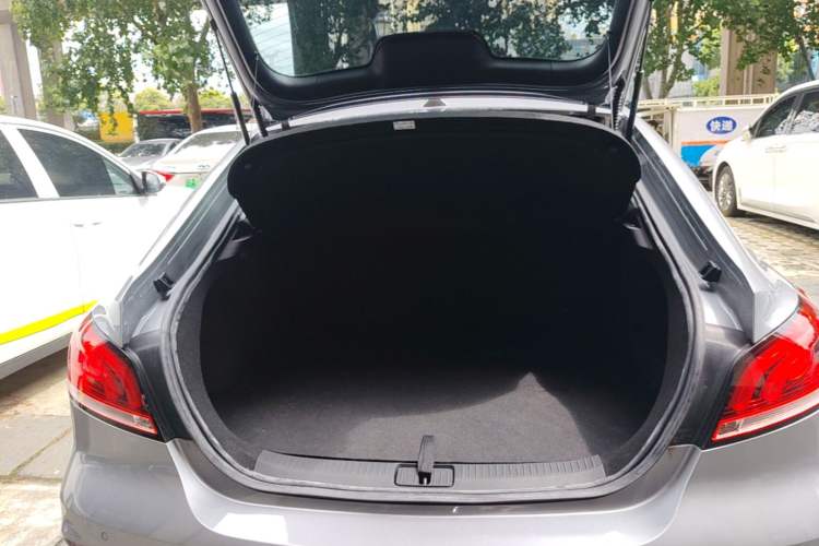 Used MG 6 New Energy 2019 50T Plus Trunk