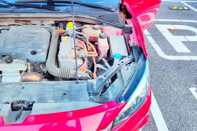 Used MG 6 New Energy 2019 50T Plus Engine Bay Left