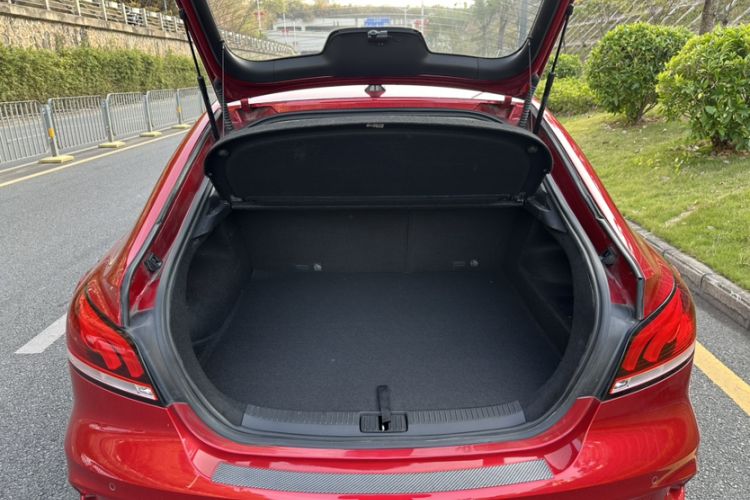 Used MG 6 New Energy 2019 50T Trophy 5-Second Edition Trunk