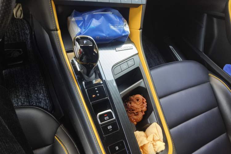 Used MG 6 New Energy 2020 1.5T Hybrid Trophy Flagship Edition Gear Lever