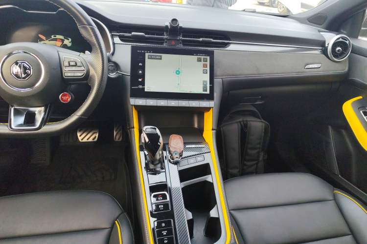 Used MG 6 New Energy 2020 1.5T Hybrid Trophy Intelligent Drive Flagship Edition Audio And AC Panel