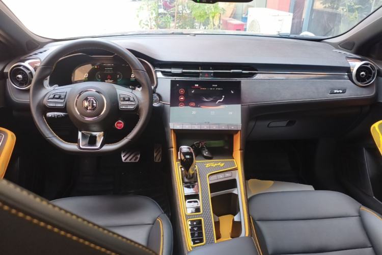 Used MG 6 New Energy 2020 1.5T Hybrid Trophy Intelligent Drive Flagship Edition Center Console