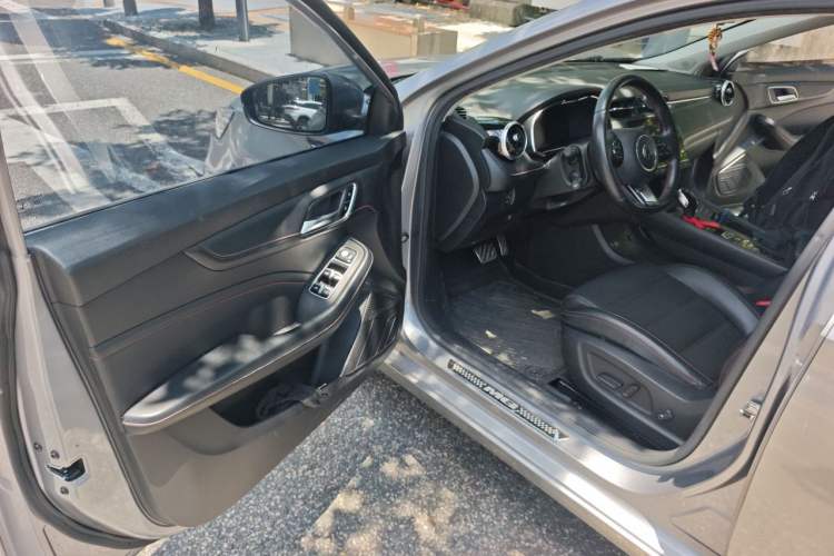 Used MG 6 New Energy 2020 1.5T Hybrid Leading Luxury Edition Driver Seat