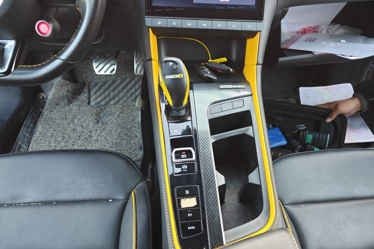Used MG 6 New Energy 2020 1.5T Hybrid Trophy Flagship Edition Gear Lever
