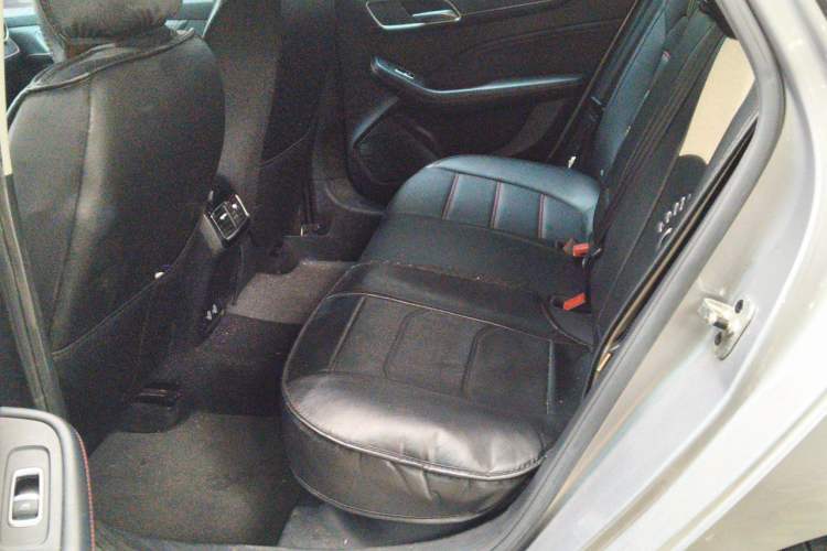 Used MG 6 New Energy 2020 1.5T Hybrid Leading Luxury Edition Left Rear Seat