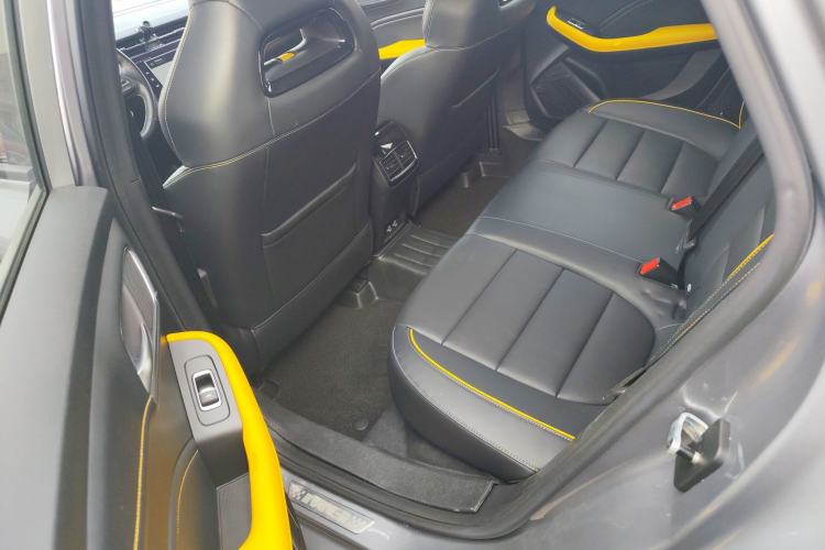 Used MG 6 New Energy 2020 1.5T Hybrid Trophy Intelligent Drive Flagship Edition Left Rear Seat