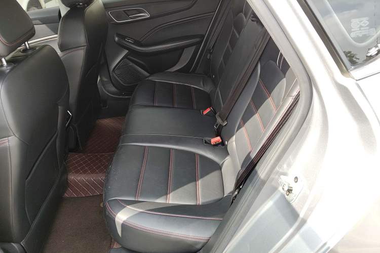 Used MG 6 New Energy 2020 1.5T Hybrid Leading Luxury Edition Left Rear Seat