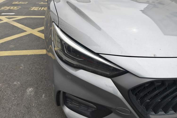 Used MG 6 New Energy 2020 1.5T Hybrid Trophy Flagship Edition Right Front Headlight
