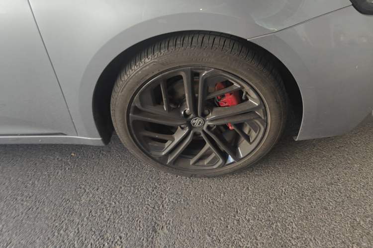 Used MG 6 New Energy 2020 1.5T Hybrid Trophy Intelligent Drive Flagship Edition Right Front Wheel Hub