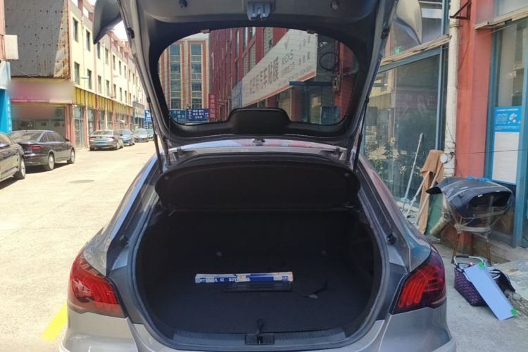 Used MG 6 New Energy 2020 1.5T Hybrid Trophy Intelligent Drive Flagship Edition Trunk