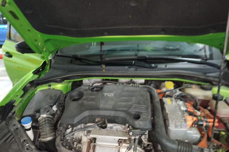 Used MG 6 New Energy 2020 1.5T Hybrid Trophy Intelligent Drive Flagship Edition Engine Bay Right