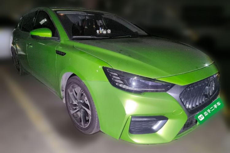 Used MG 6 New Energy 2020 1.5T Hybrid Leading Luxury Edition Front Right 45 Deg